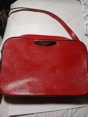 HENRI BENDEL Red Saffiano Leather Crossbody Bag